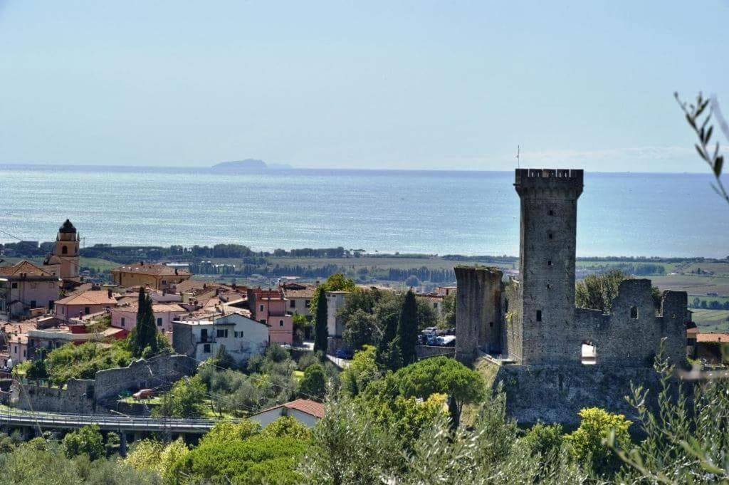 Appartamento Bellavista Castelnuovo Magra Eksteriør billede