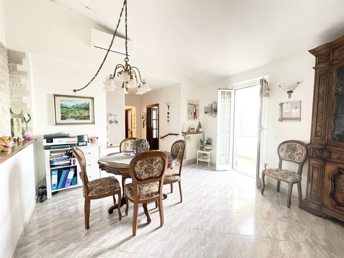Appartamento Bellavista Castelnuovo Magra Eksteriør billede